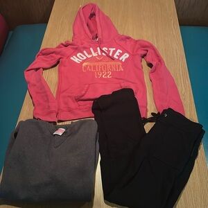 Size medium grab Hollister and other brands